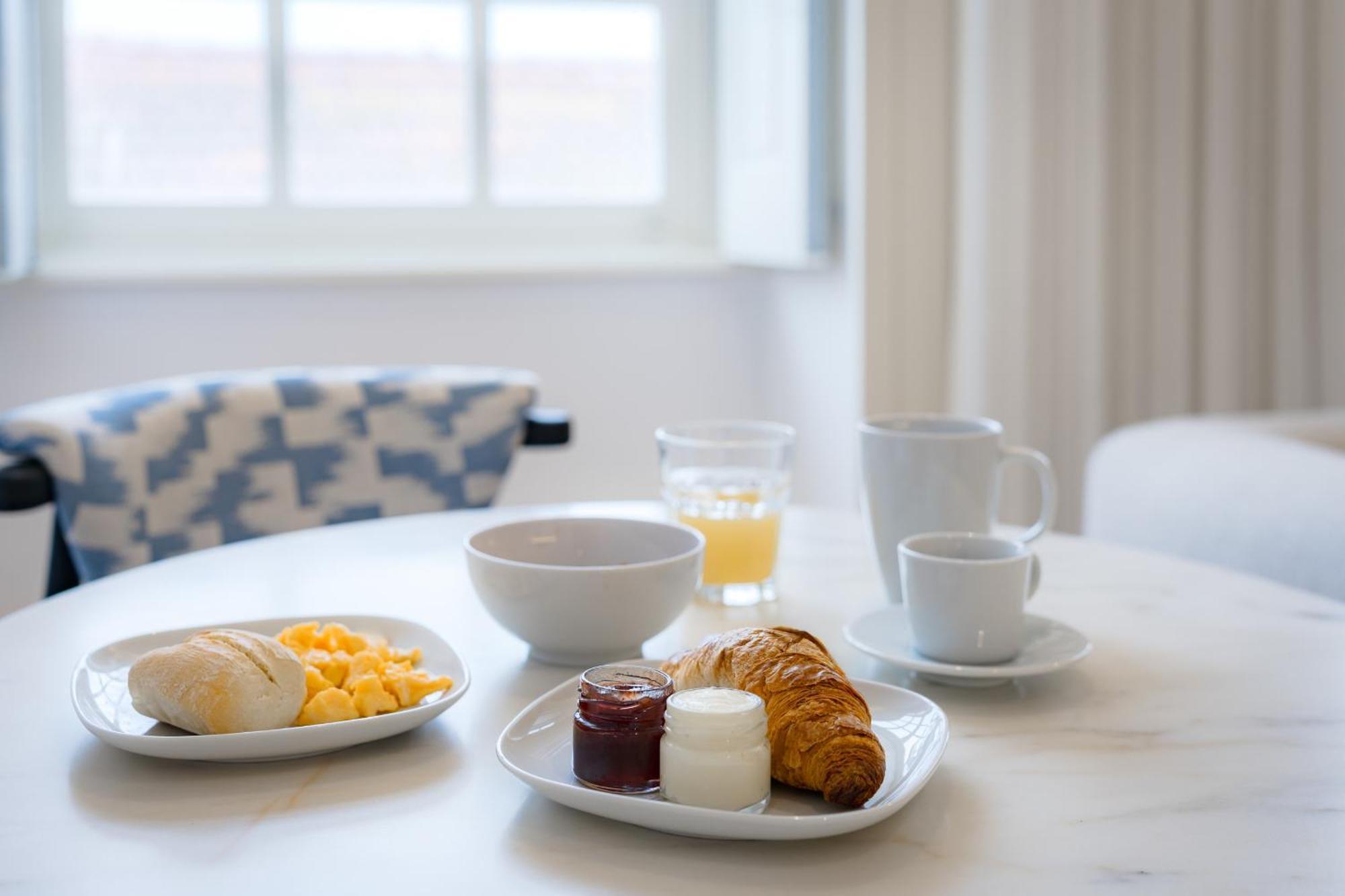 Apartament Feel Porto Clerigos Charm Flats Zewnętrze zdjęcie